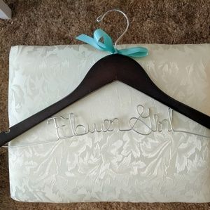 Flower Girl Hanger